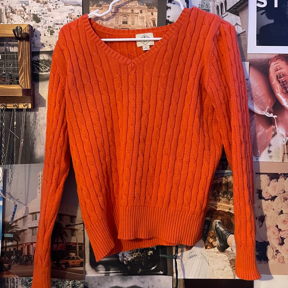 orange sweater!